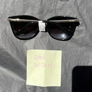 Guess | Accessories | Guess Black And Gold Square Sunglasses  display picture 2